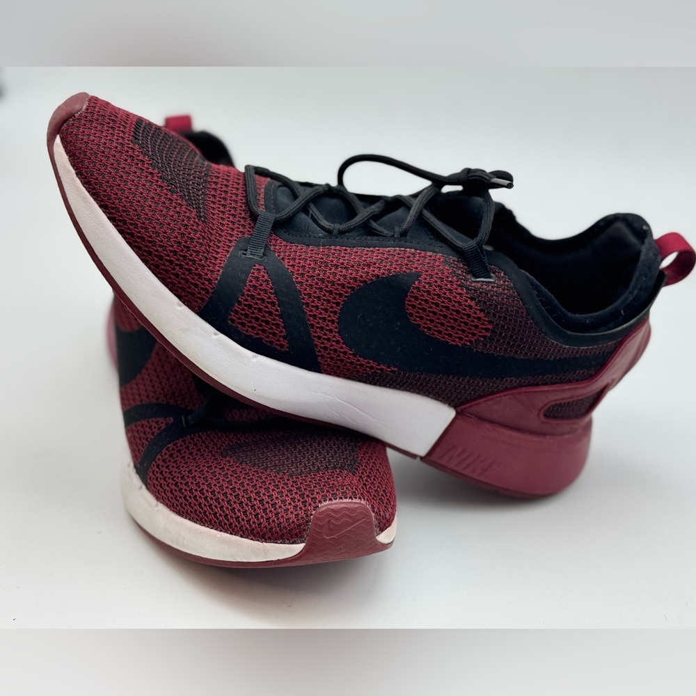 Nike Duel Runner